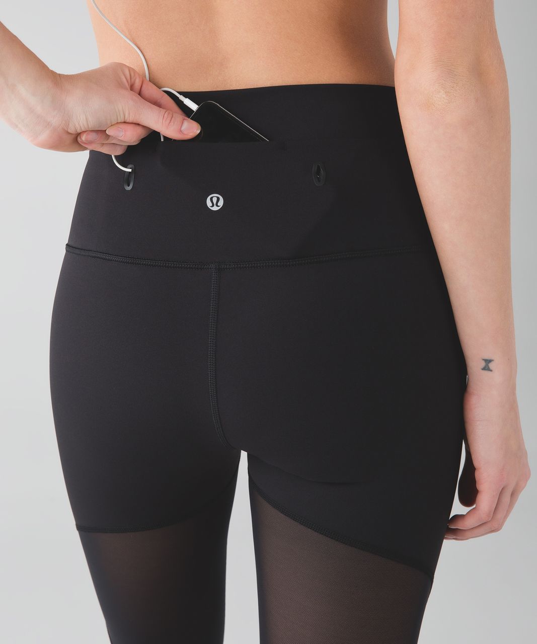 Lululemon High Times Pant Full On Luon 7/8 Yoga Pants (Black, 4), Pants -   Canada