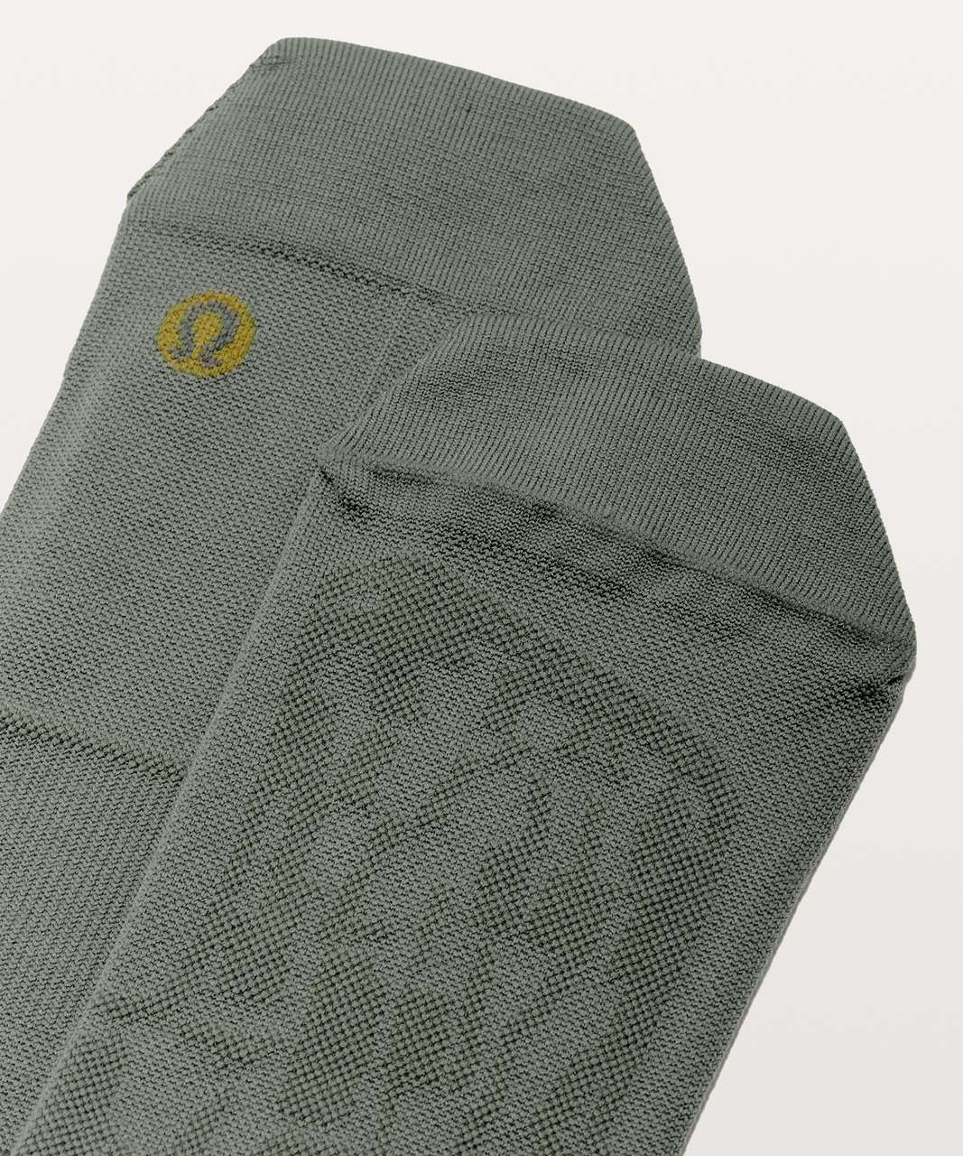 Lululemon Surge Sock *Silver - Grey Sage / Mossy