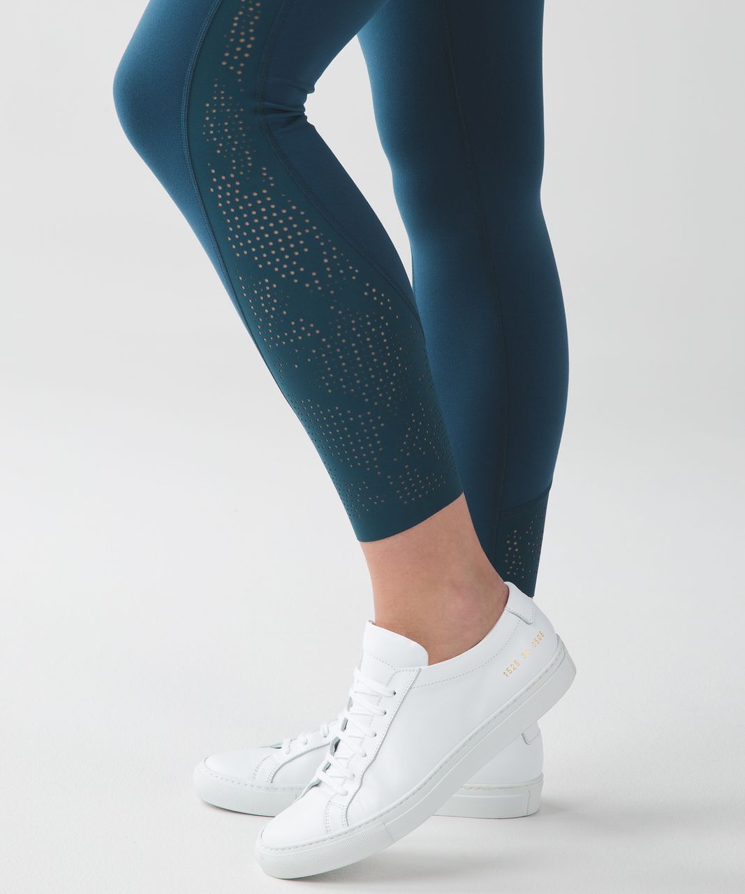 lululemon legging size 2 in Alberta - Kijiji Canada