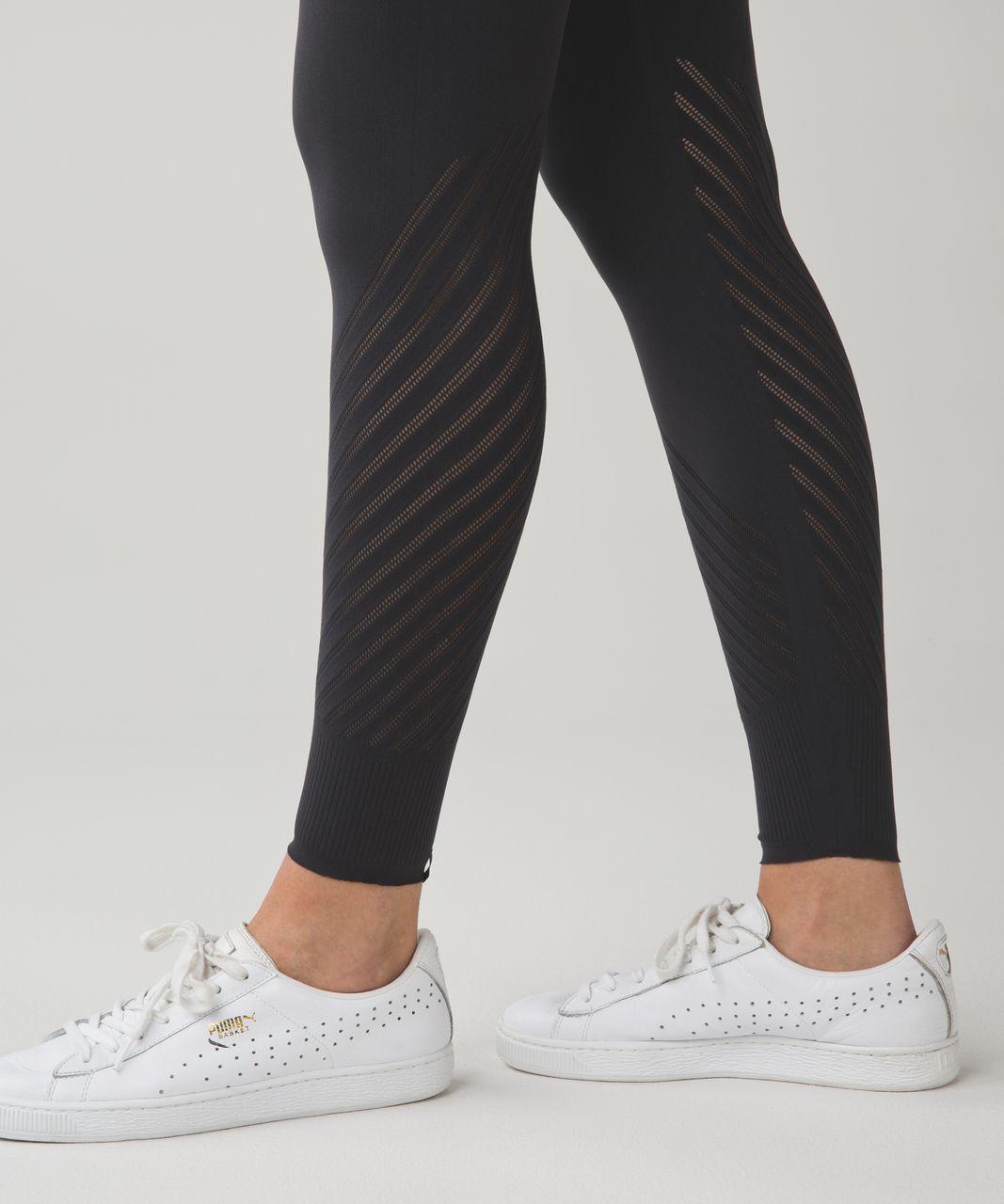 Lululemon Enlighten Tight - Black - lulu fanatics