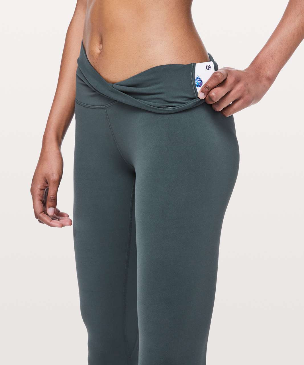 align pant melanite