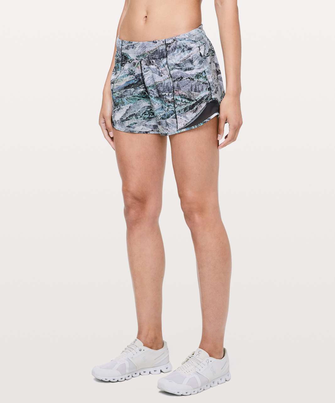 Lululemon Hotty Hot Short II *Long 4" - Springscape Multi / Obsidian