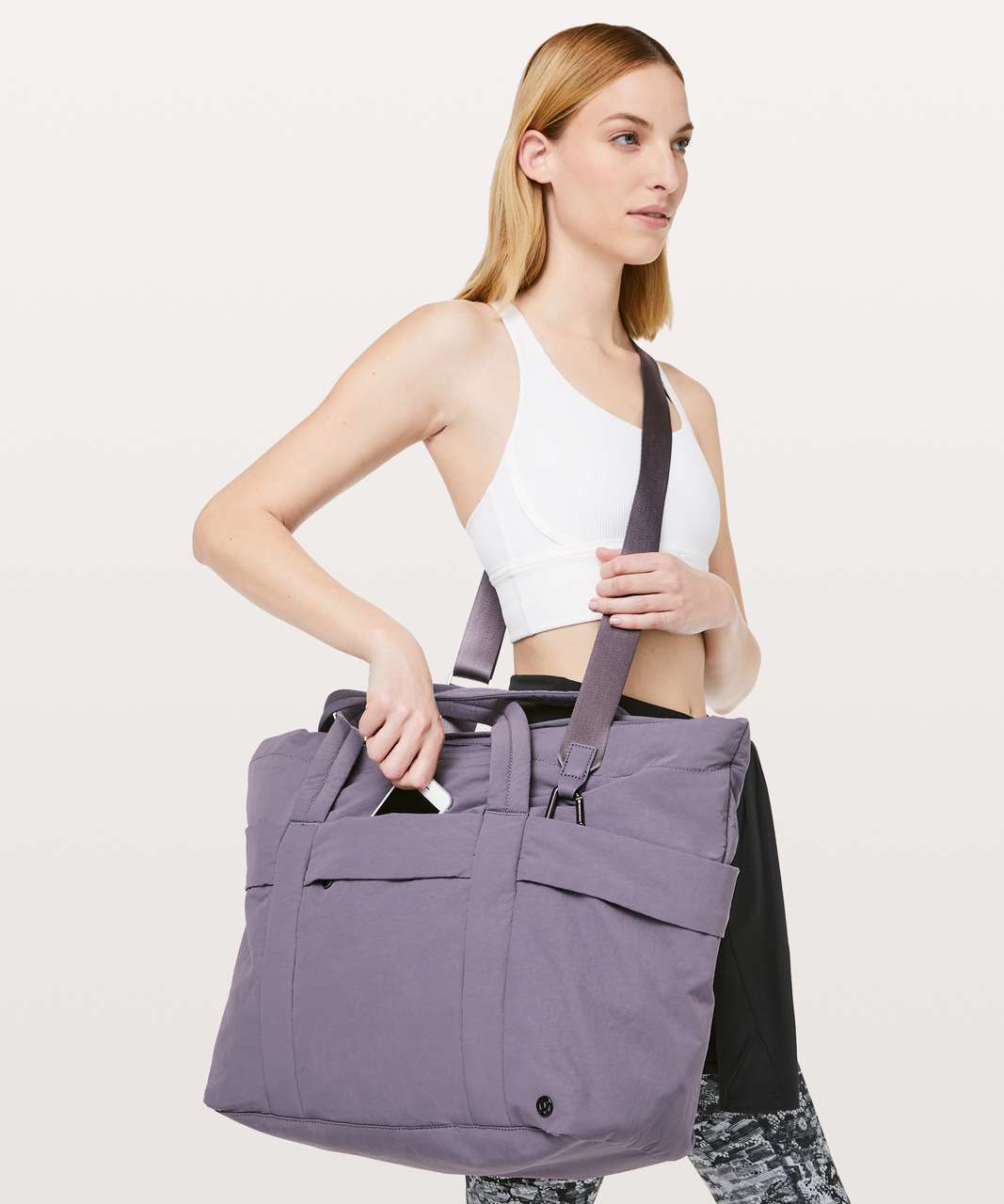 Lululemon On My Level Duffel *30L - Graphite Purple