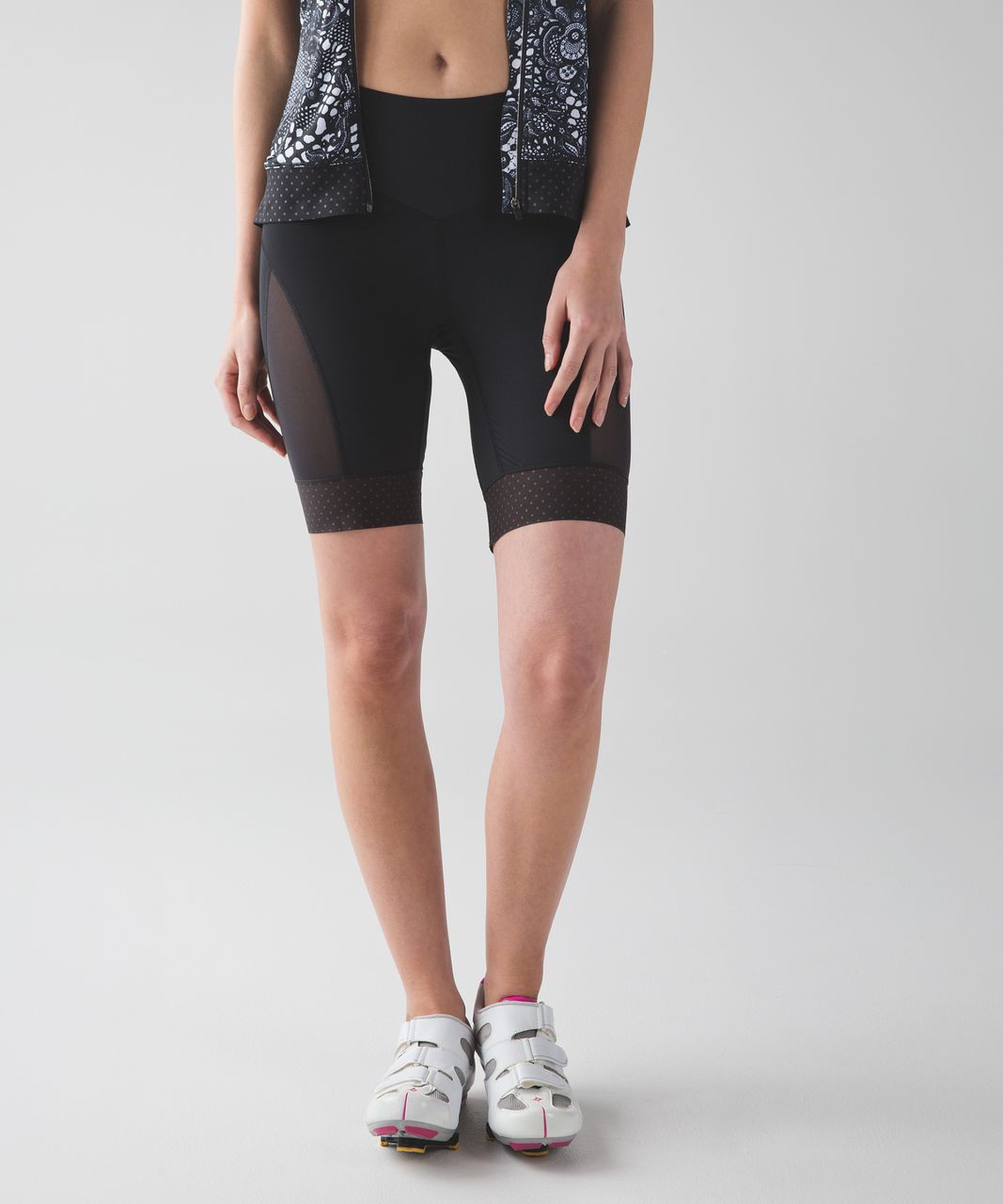 Lululemon Leader of the Pack Short II - Black - lulu fanatics