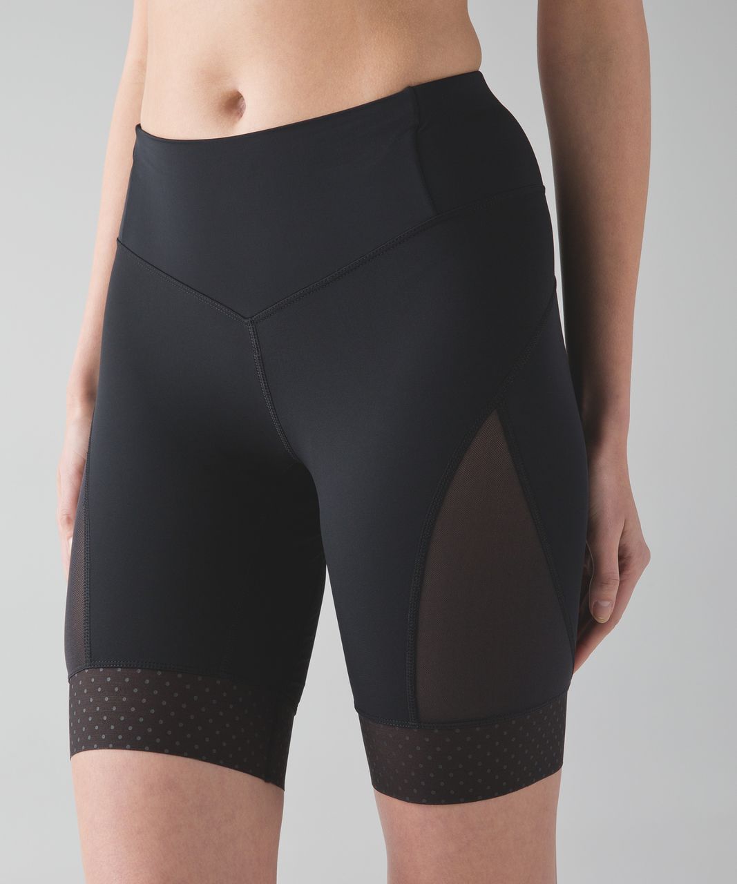 Lululemon Leader of the Pack Short II - Black