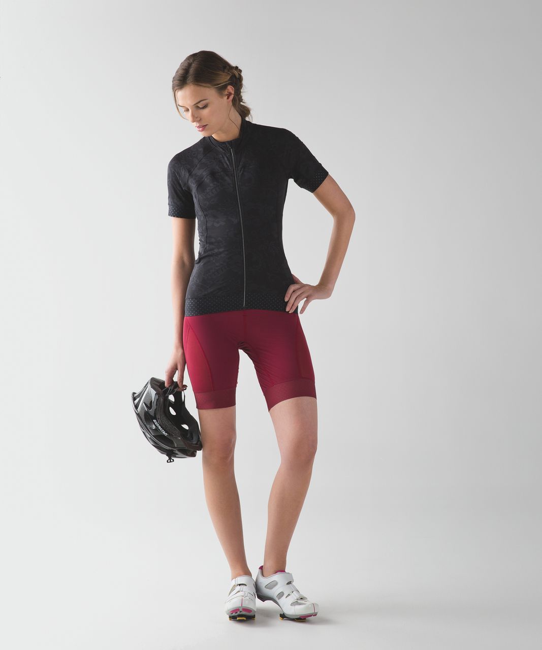 Lululemon Leader of the Pack Short II - Rosewood