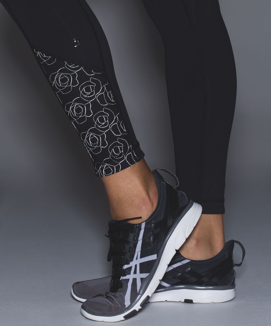 Lululemon Lucent Ice Queen Tight - Black