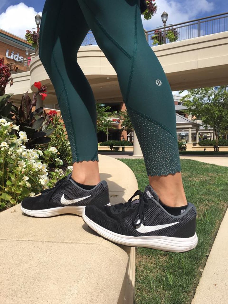 Lululemon Tight Stuff Scalloped Leggings With  International Society of  Precision Agriculture