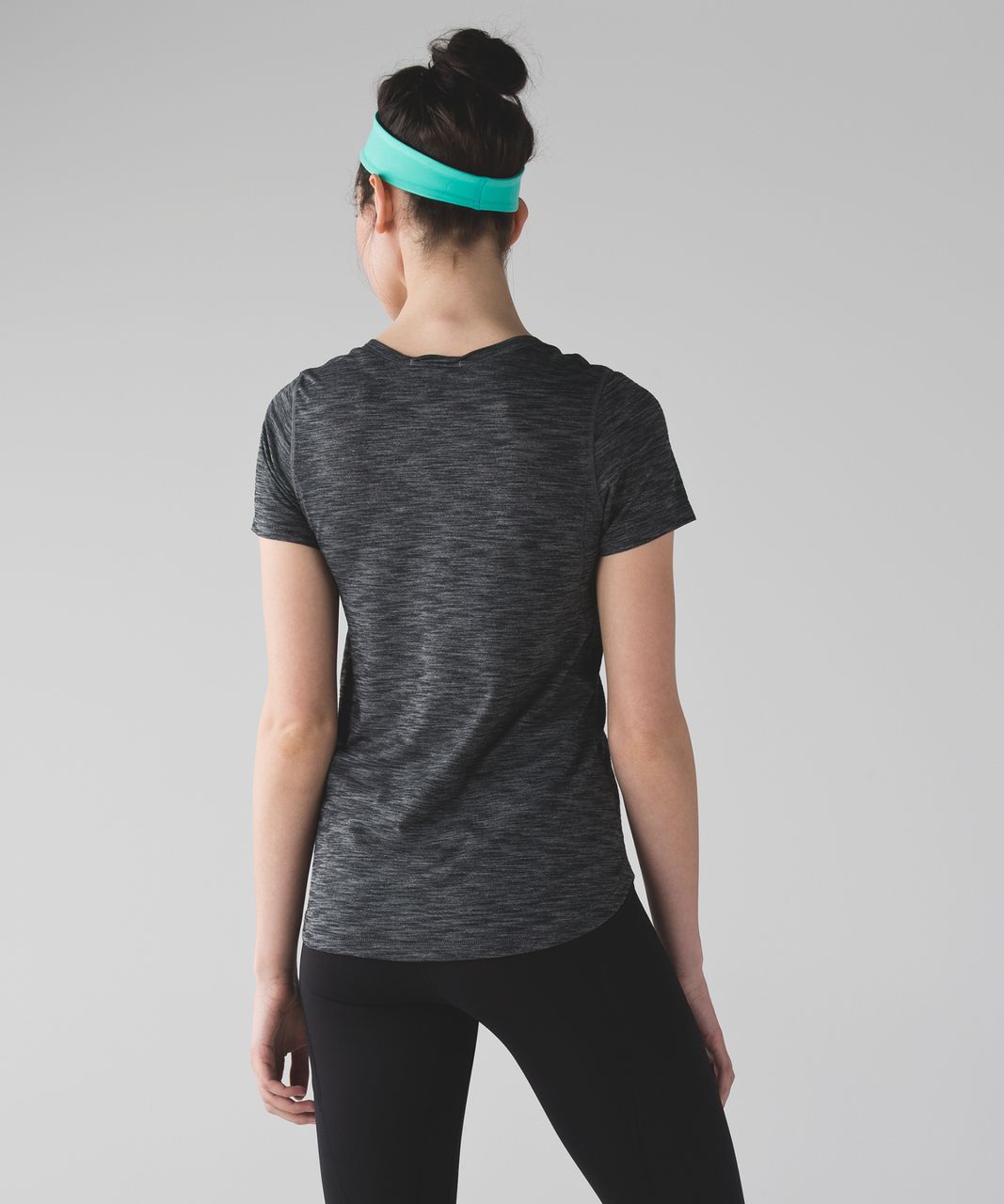 Lululemon Fly Away Tamer Headband 2.0 - Bali Breeze