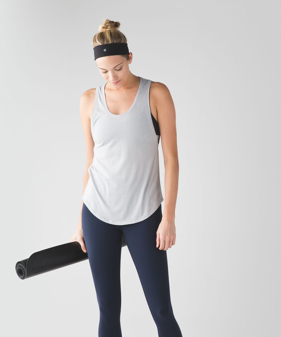 Lululemon Fly Away Tamer Headband 2.0 - Black