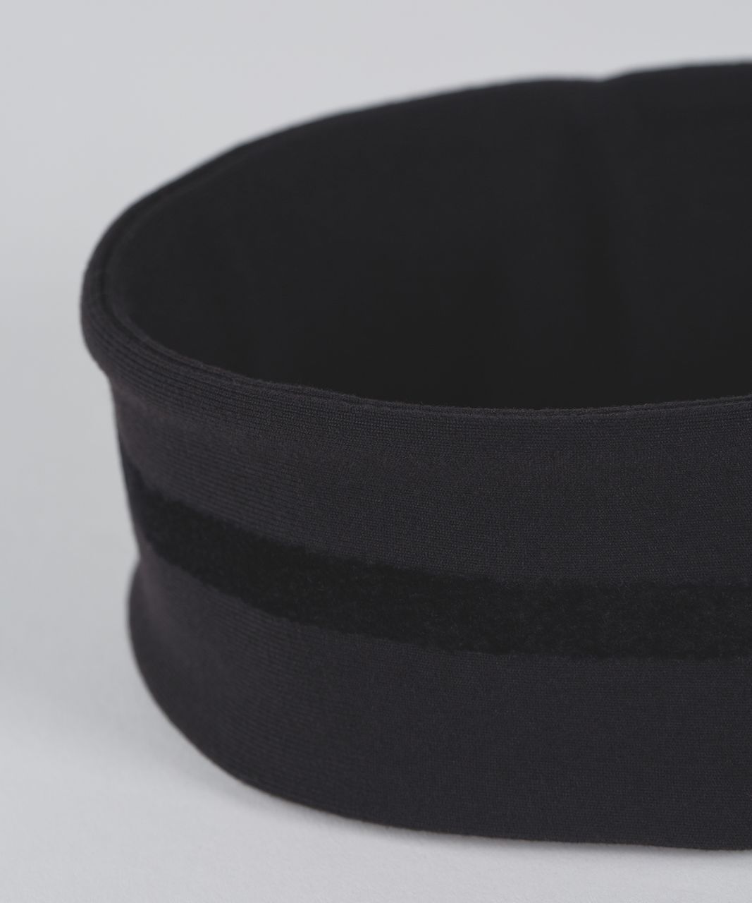 Lululemon Fly Away Tamer Headband 2.0 - Black