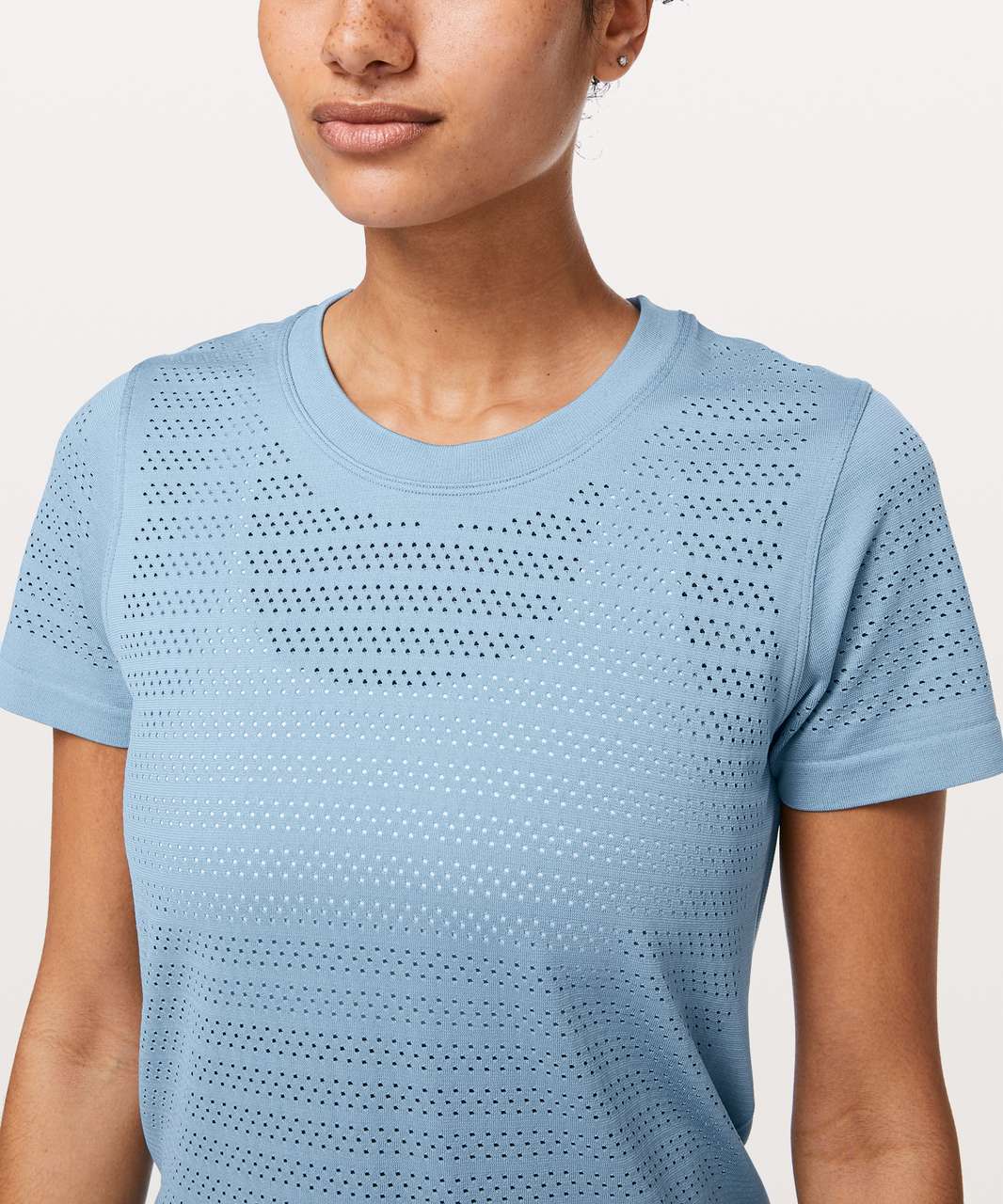 Lululemon Breeze By Short Sleeve *Squad - Cascade Blue / Cascade Blue