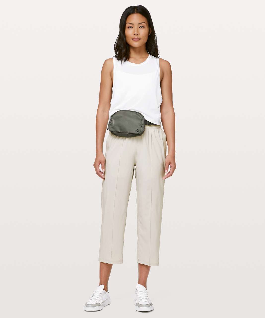 Lululemon Wanderer Crop - Silverstone