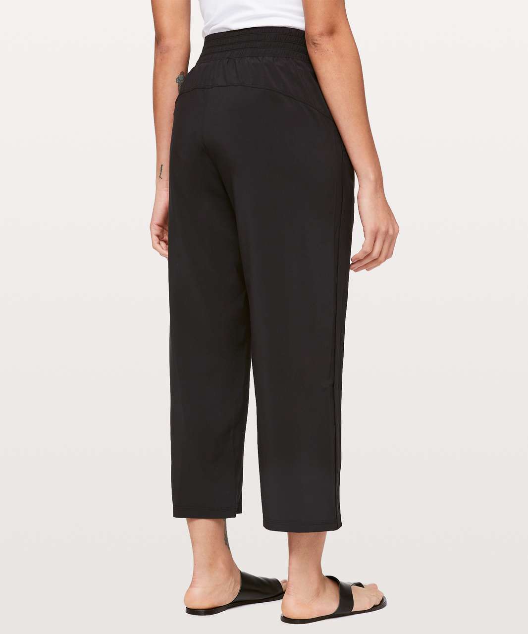 Lululemon Wanderer Crop - Black - lulu fanatics