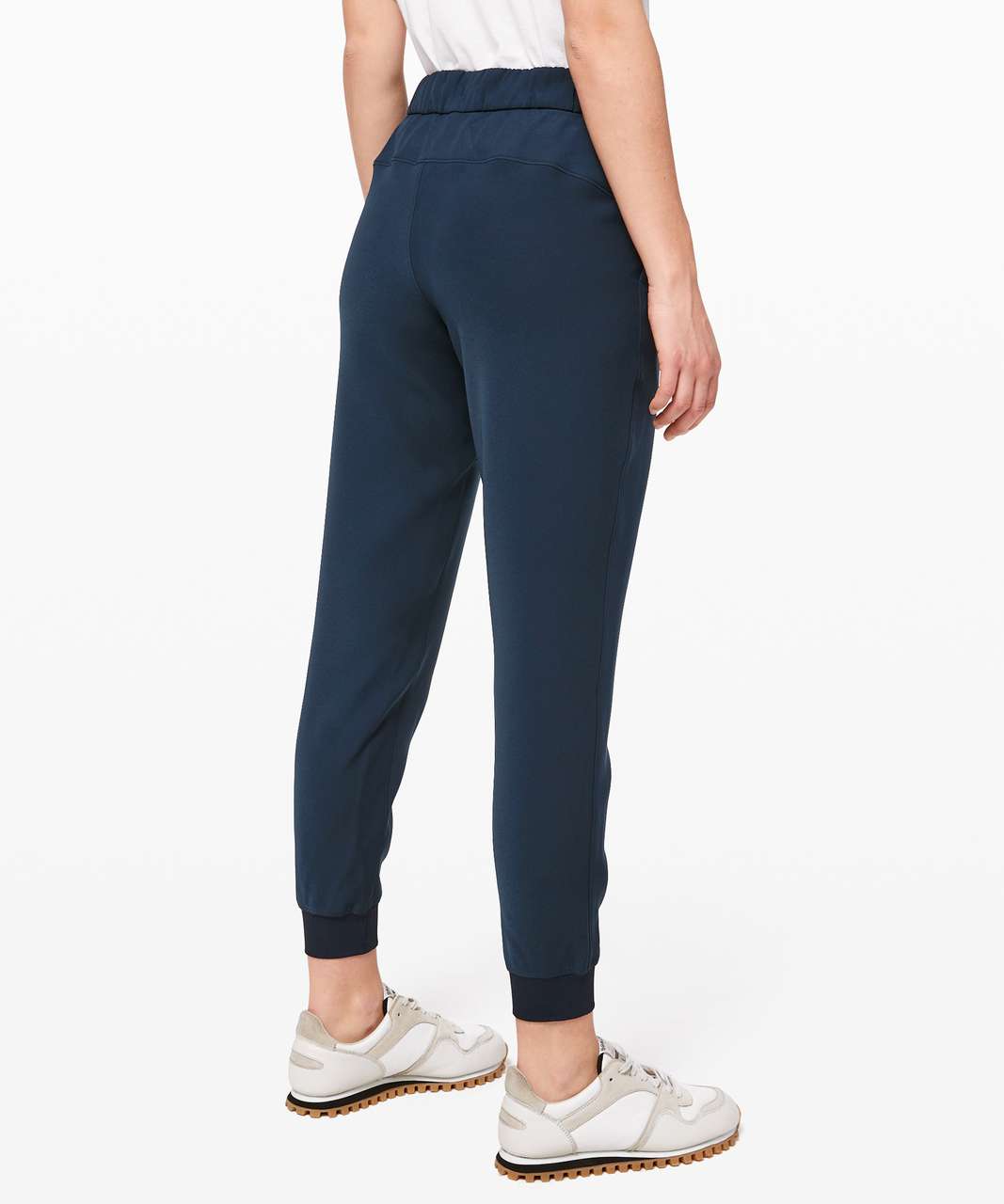 lululemon athletica, Pants & Jumpsuits, Nwt Lululemon On The Fly Jogger  28 Woven