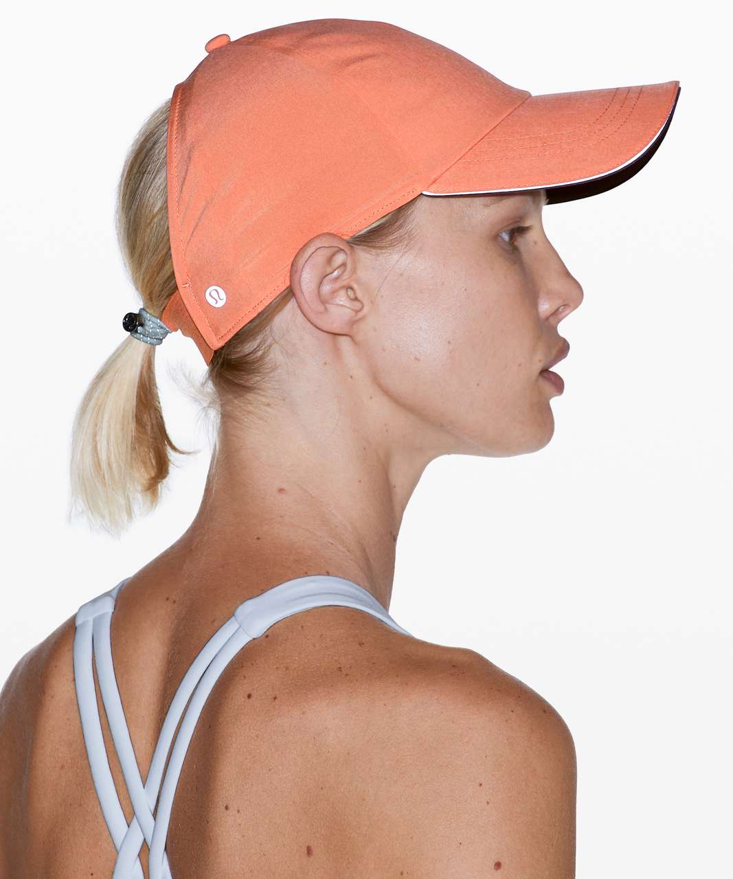 lululemon hat with ponytail hole