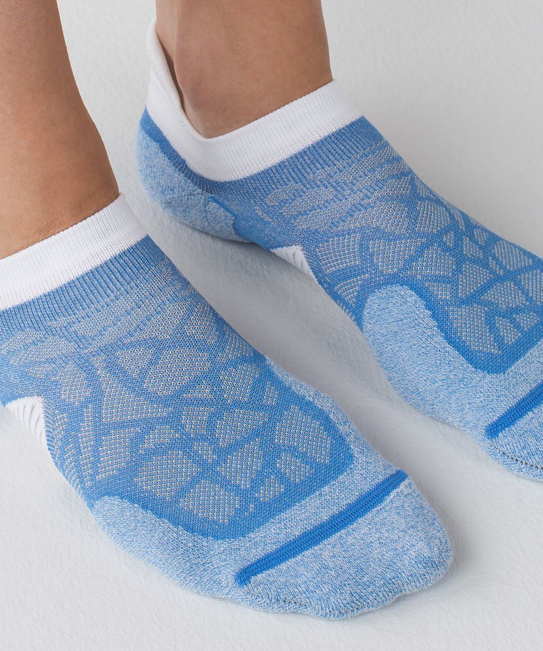 Lululemon Speed Sock *Silver - Porcelaine / White / Alarming