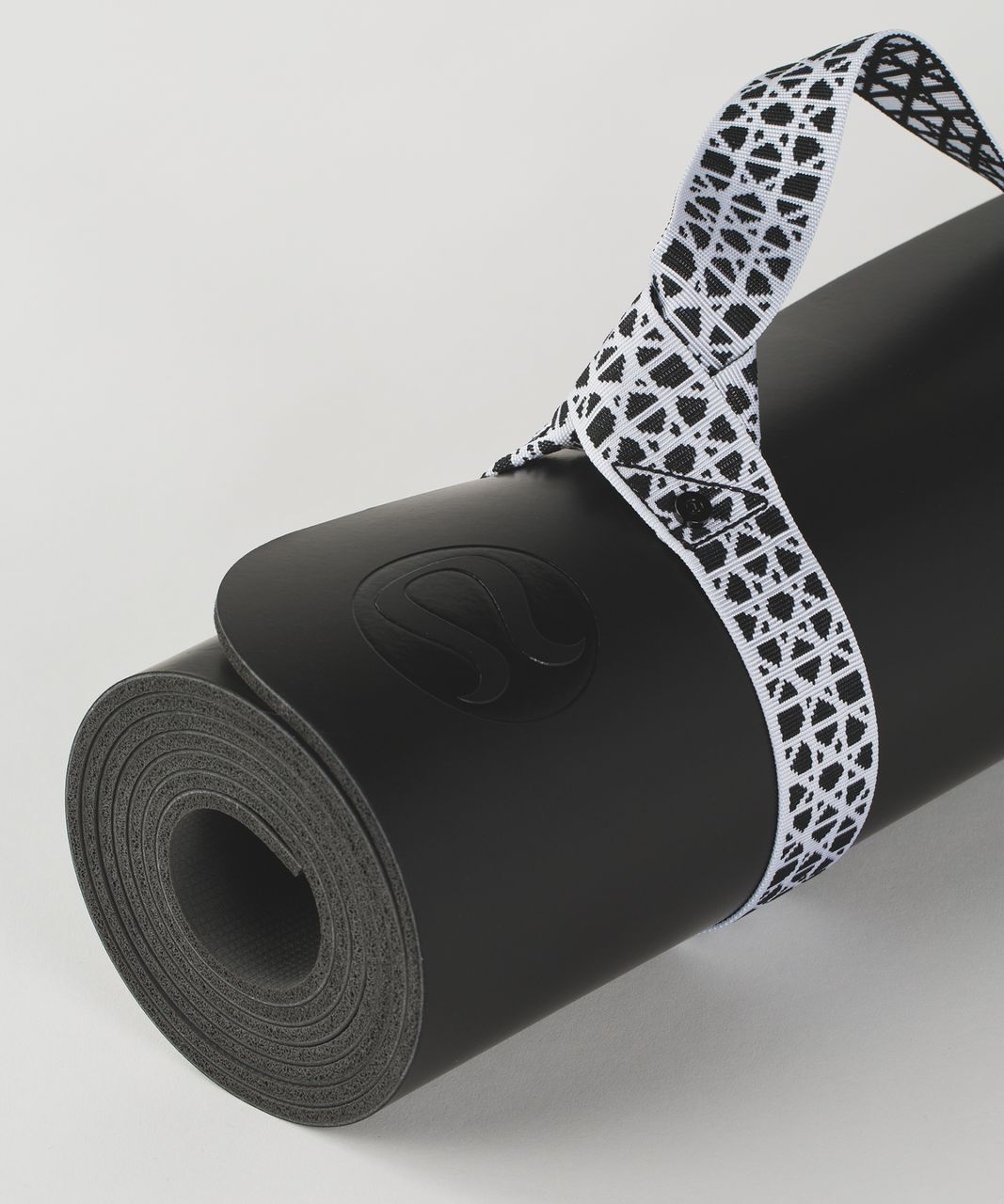 Lululemon Loop It Up Mat Strap - Black / White