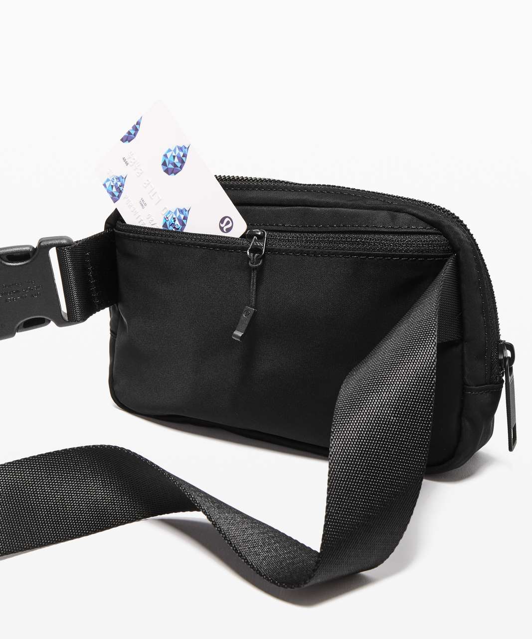 [NEW] Lululemon Everywhere Belt Bag/Waist Bag/Fanny Pack - 1L in BLACK