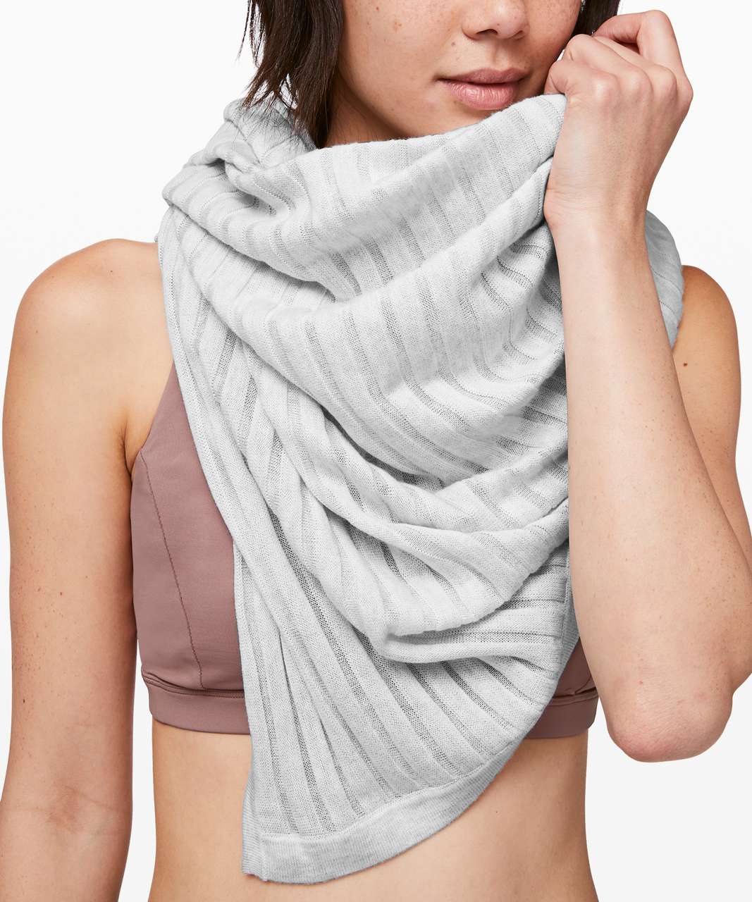 Lululemon Rejuvenate Scarf - Heathered Core Ultra Light Grey