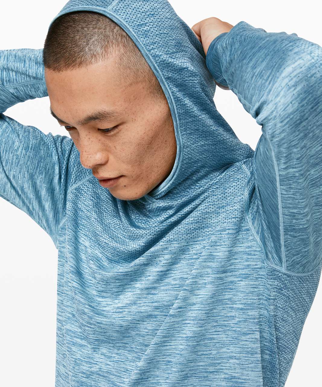 Lululemon Metal Vent Tech Pullover Hoodie - Poseidon / Hydra Blue