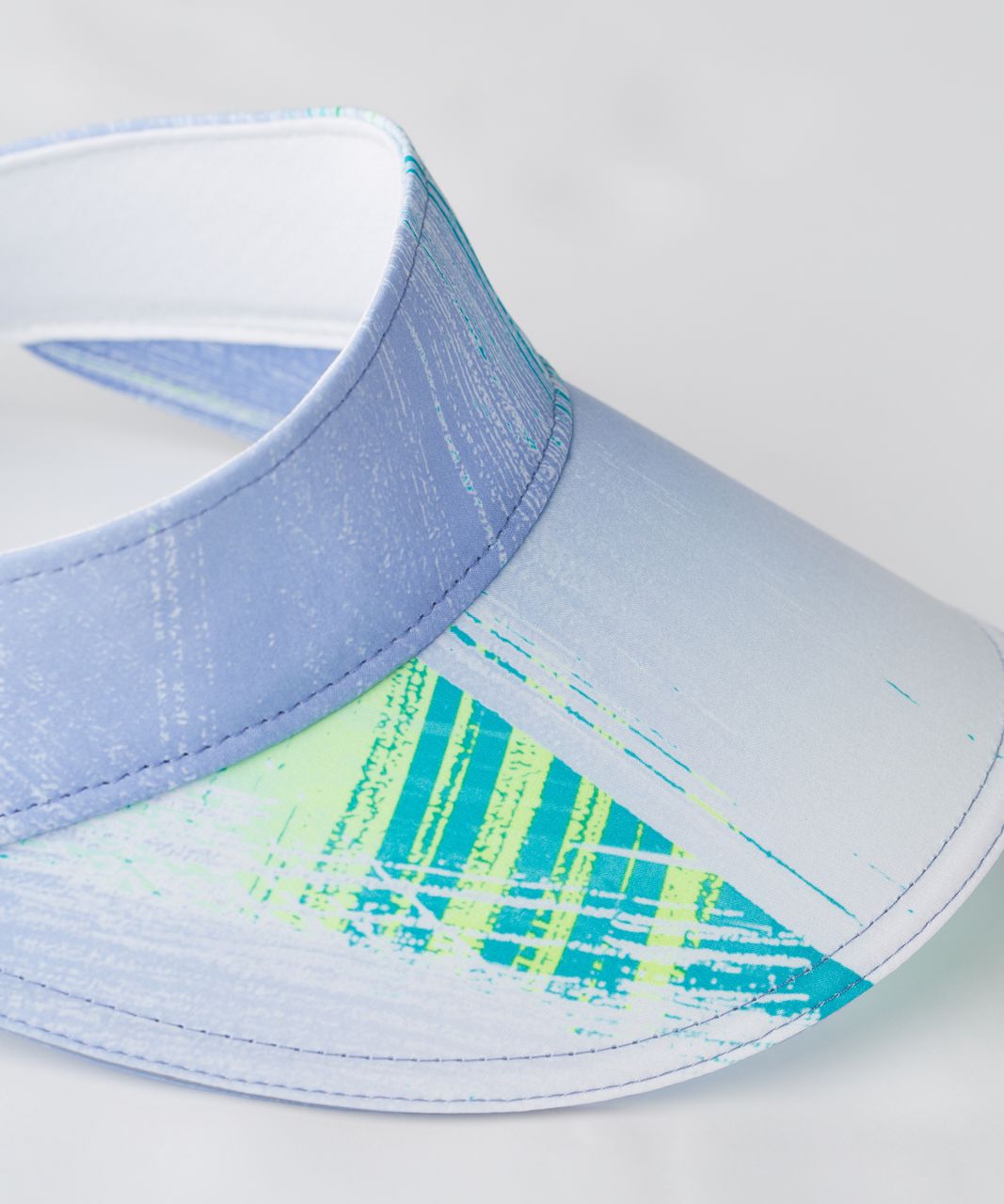 Lululemon Fast Paced Run Visor - Wind Chill White Lullaby / Lullaby