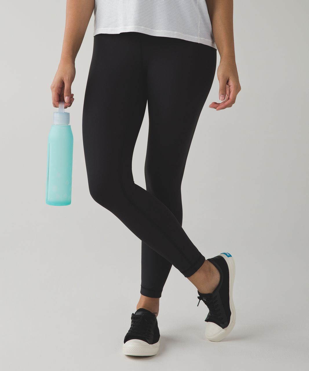 Lululemon H2Om Waterbottle - Cerulean Blue - lulu fanatics