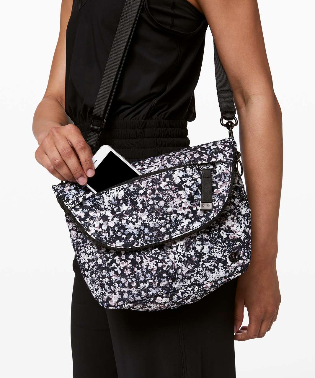 Lululemon All Night Festival Bag *5L - Floral Spritz Multi