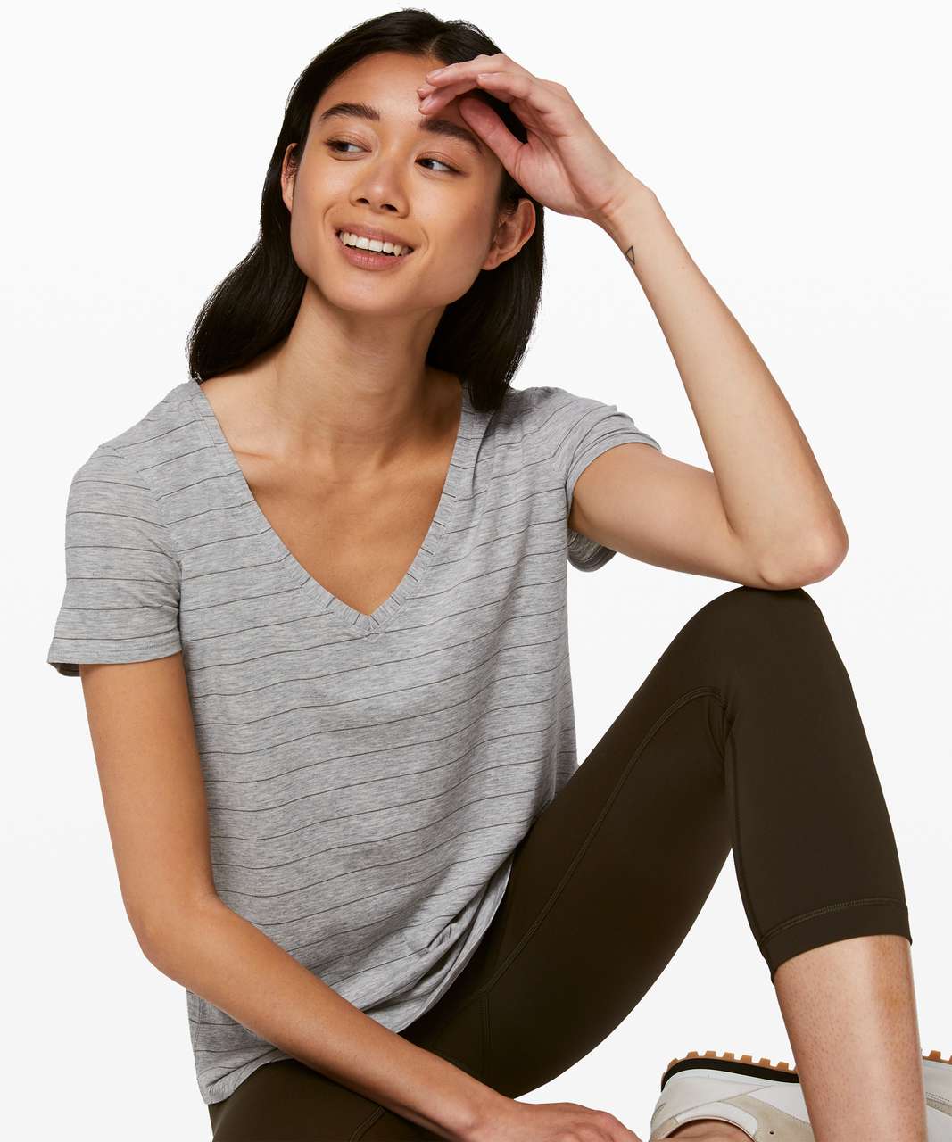 Lululemon Love Tee V - Short Serve Stripe Heathered Core Light Grey Grey Sage