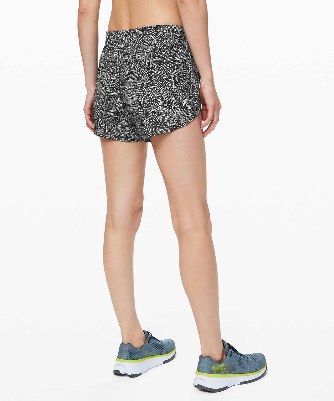 Lululemon Tracker Short V *4 - Free Spirit Alpine White Black - Shorts