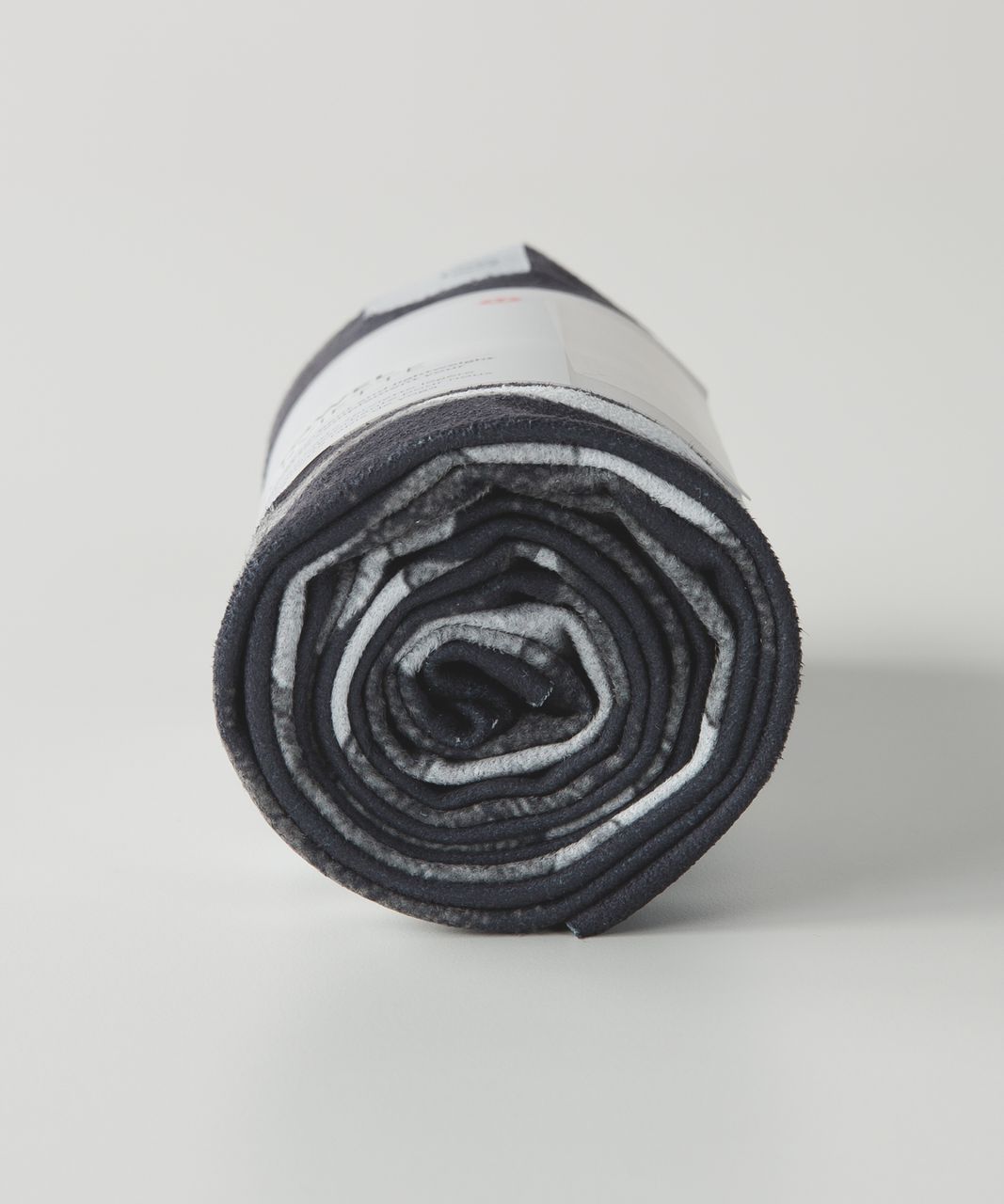 Lululemon The Towel - Brush Stream Silver Spoon Black