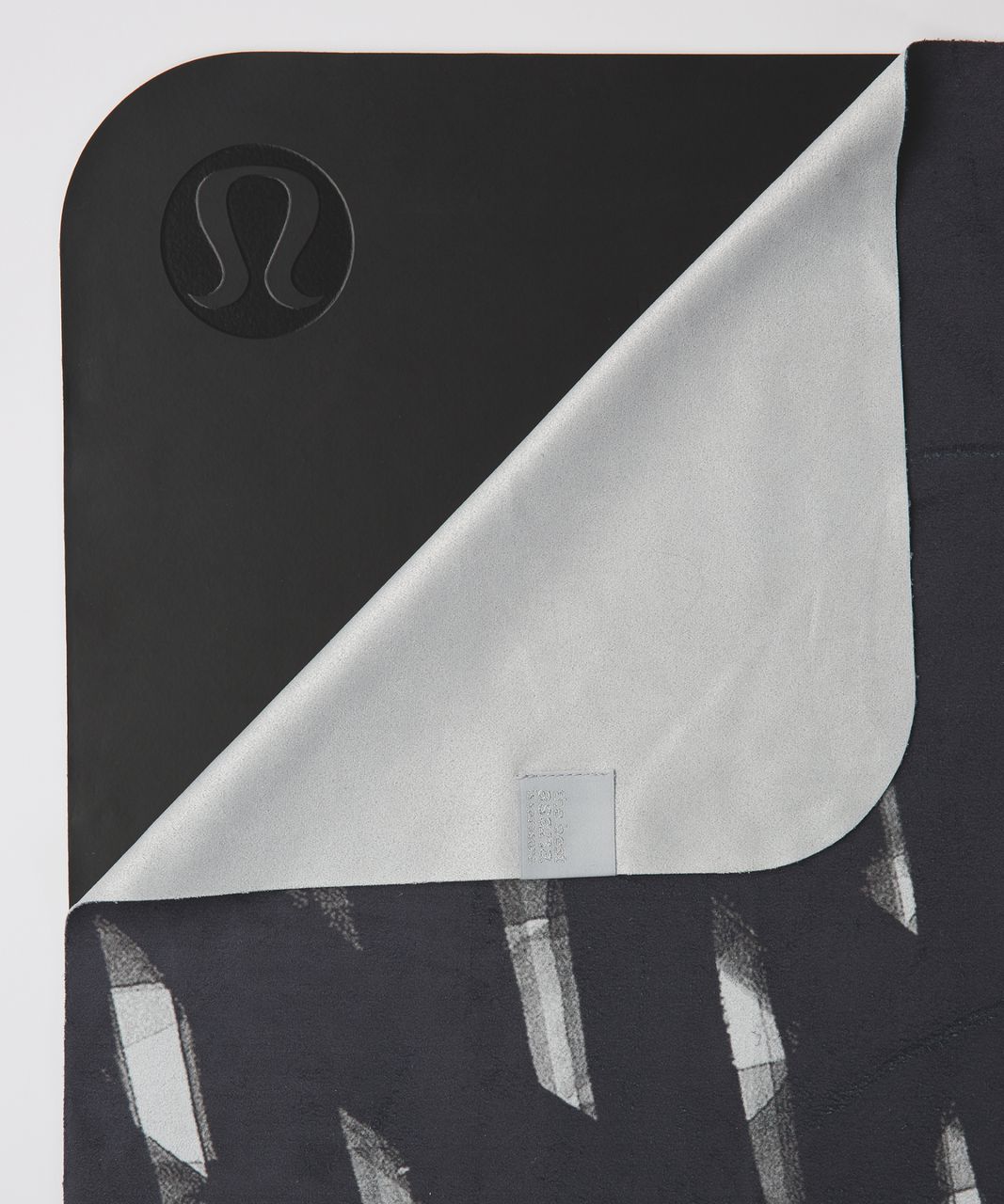 Lululemon The Towel - Brush Stream Silver Spoon Black