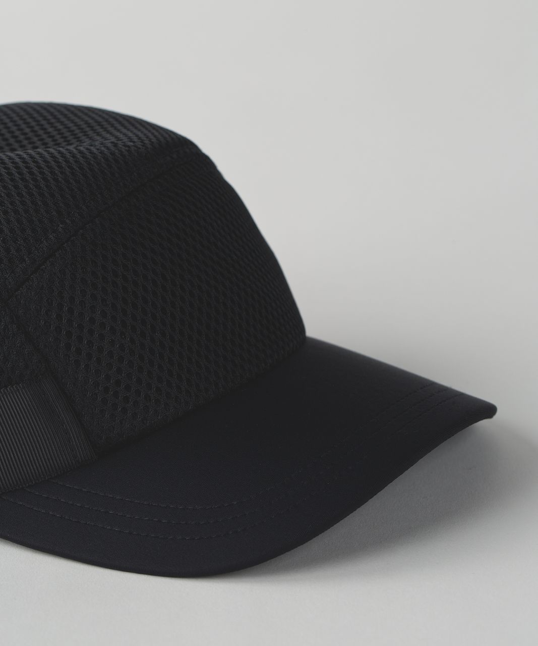 Lululemon Breeze By Cap - Black