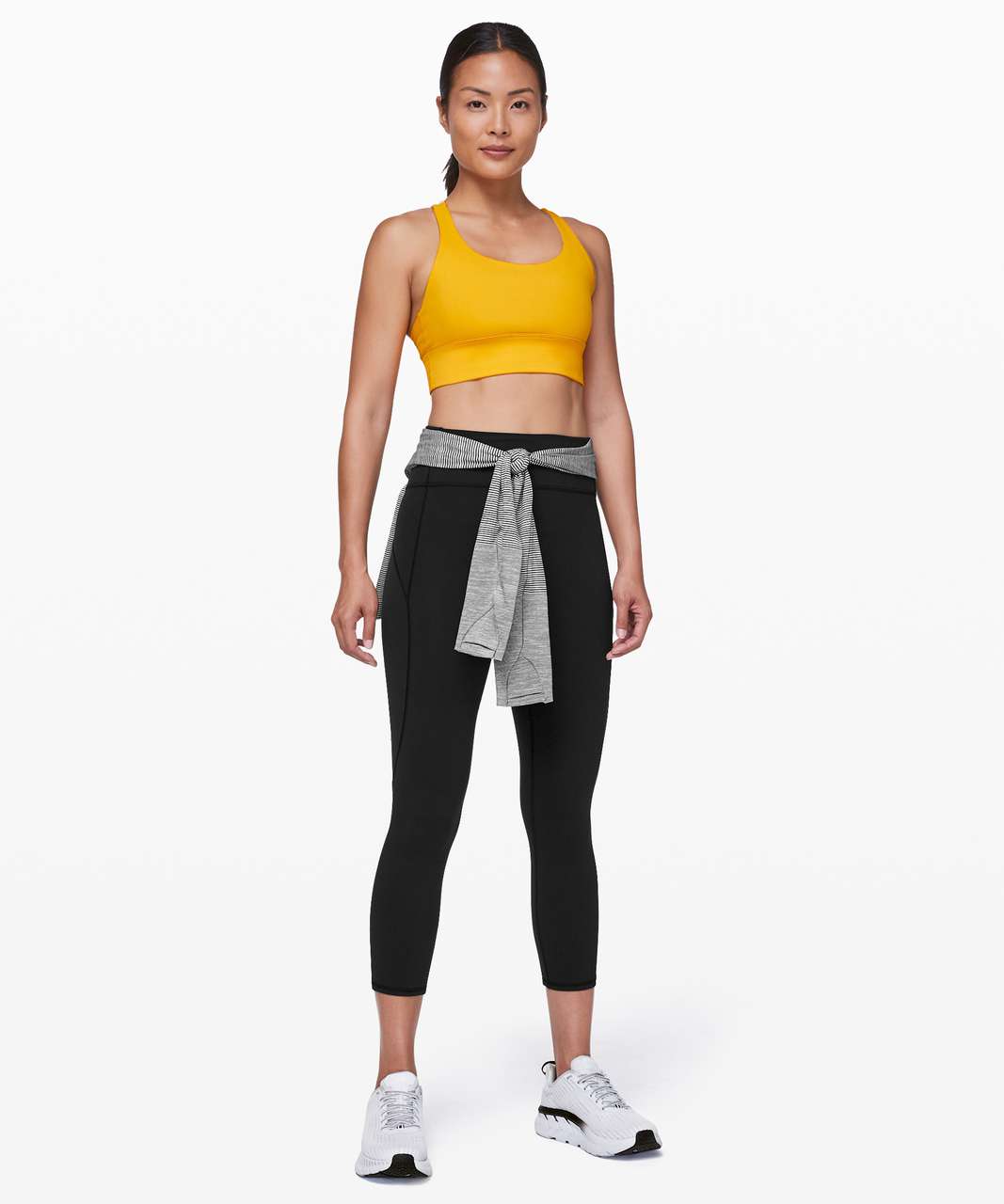 In movement tight 23” lululemon black size 4 everlux (NFS atm), Women's  Fashion, Activewear on Carousell