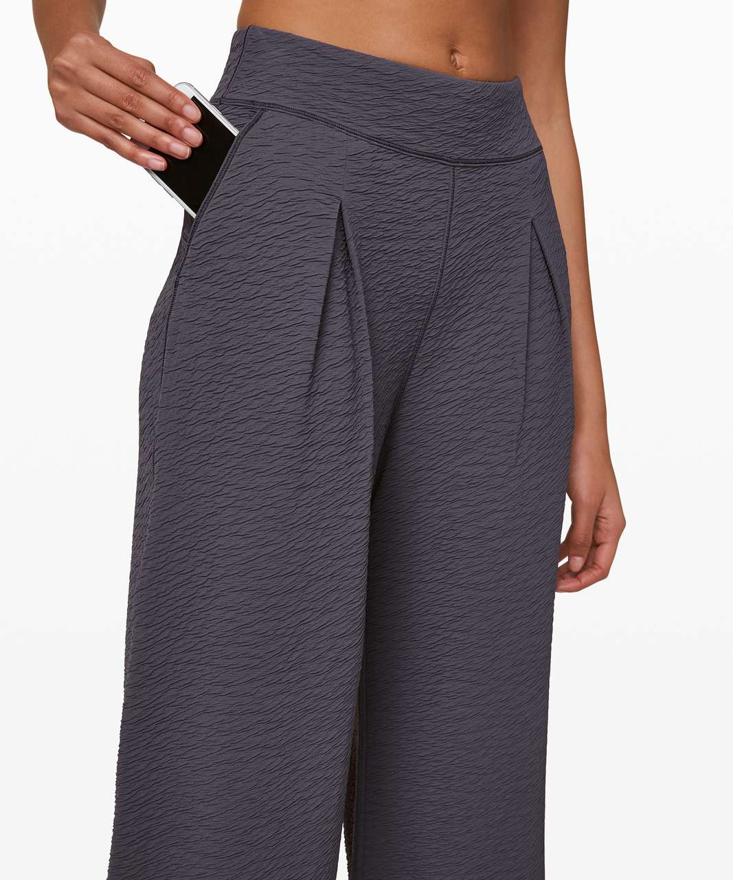 Lululemon Can You Feel The Pleat Crop - Moonwalk