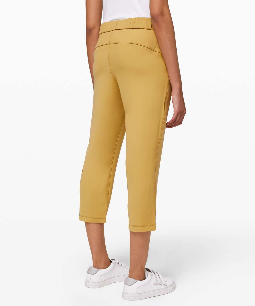 lululemon on the fly pant crop