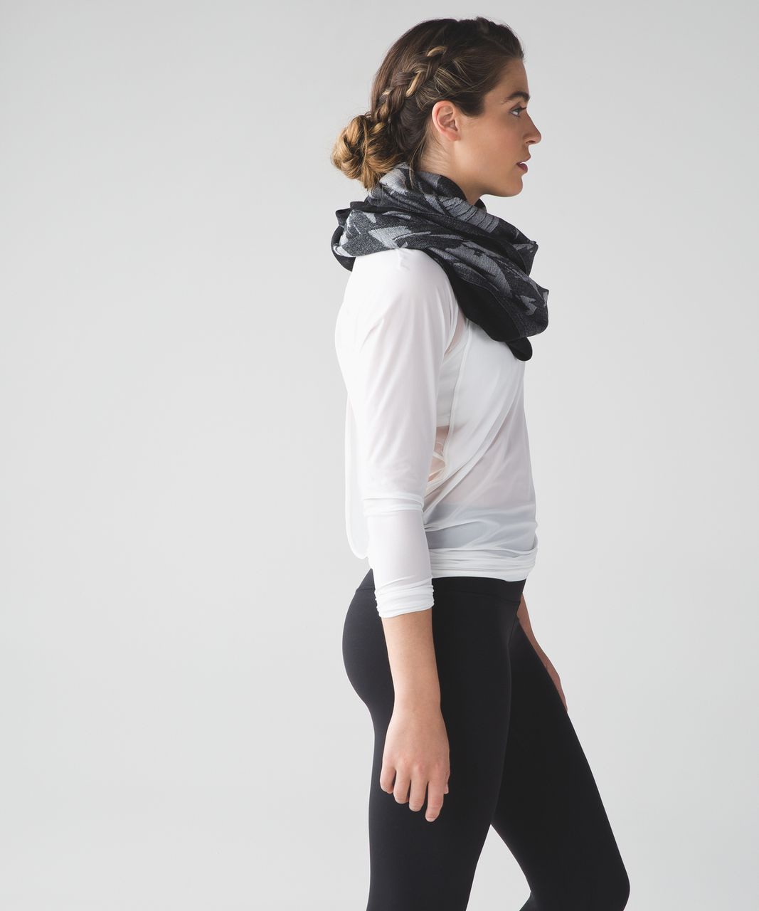 Lululemon Lotus Scarf - Staggered Jag Jacquard White Black - lulu