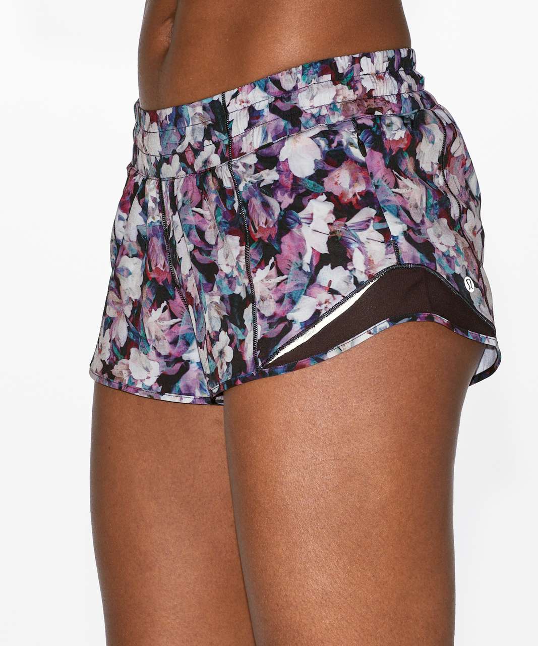 Lululemon Hotty Hot Short II *2.5" - Utopia Multi / Deep Phantom