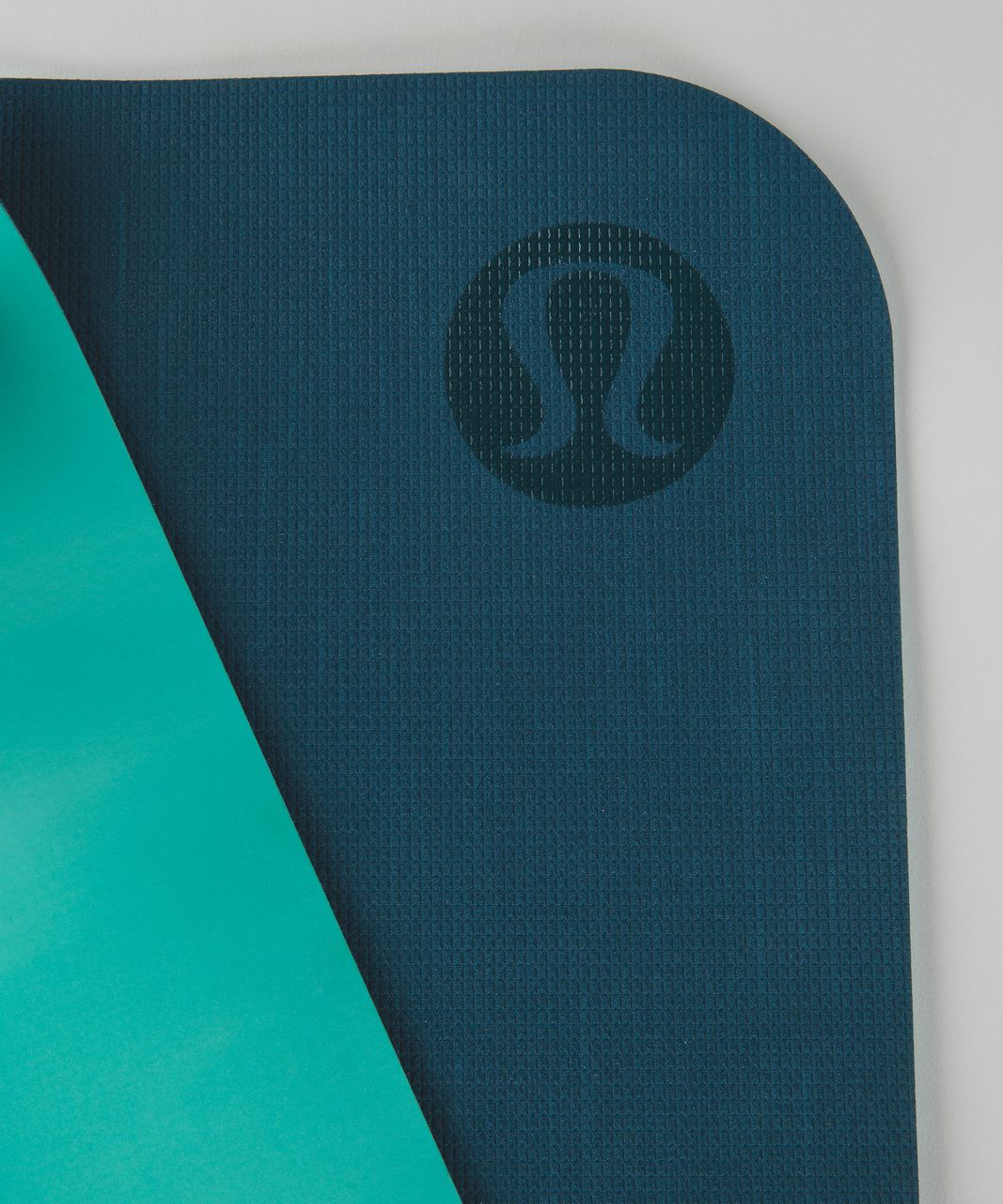 Lululemon The Reversible Mat 3mm - Bali Breeze / White / Alberta Lake