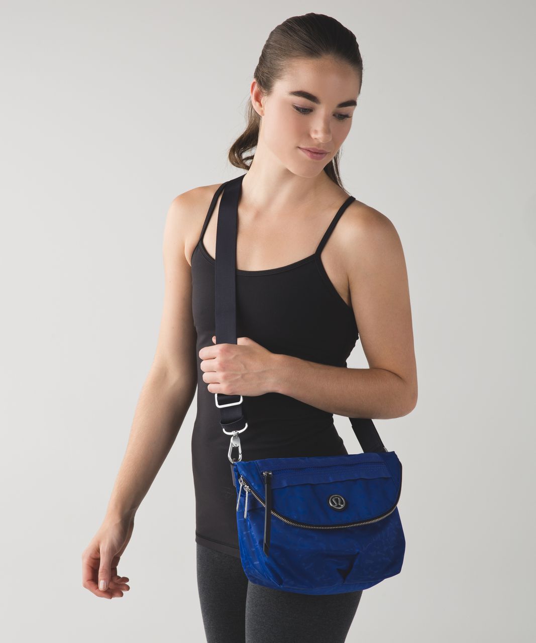 Lululemon Festival Bag - Shadow Wrap Sapphire Blue Black