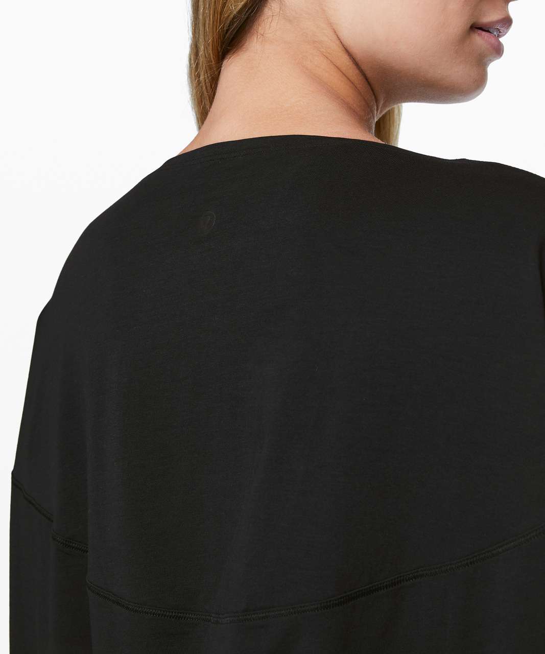 Lululemon Back In Action Long Sleeve - Black (Third Release)