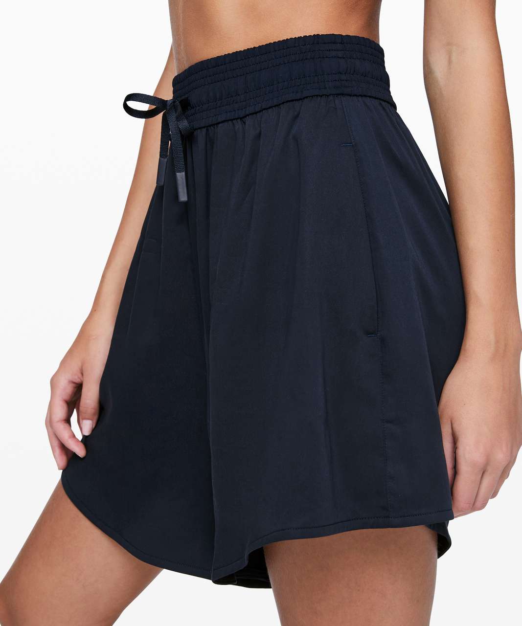 lululemon feeling femme short