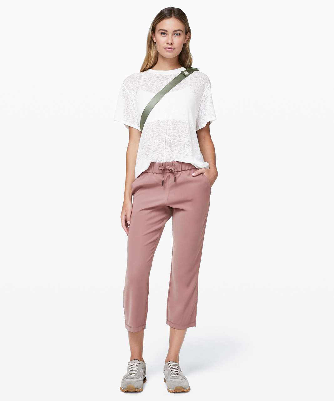 Lululemon On the Fly Crop *Woven 23
