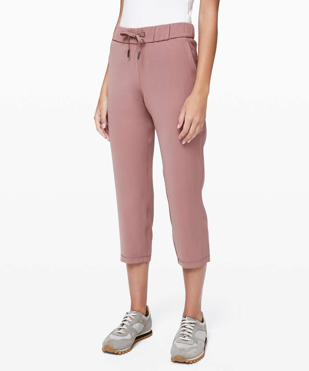 on the fly crop lululemon