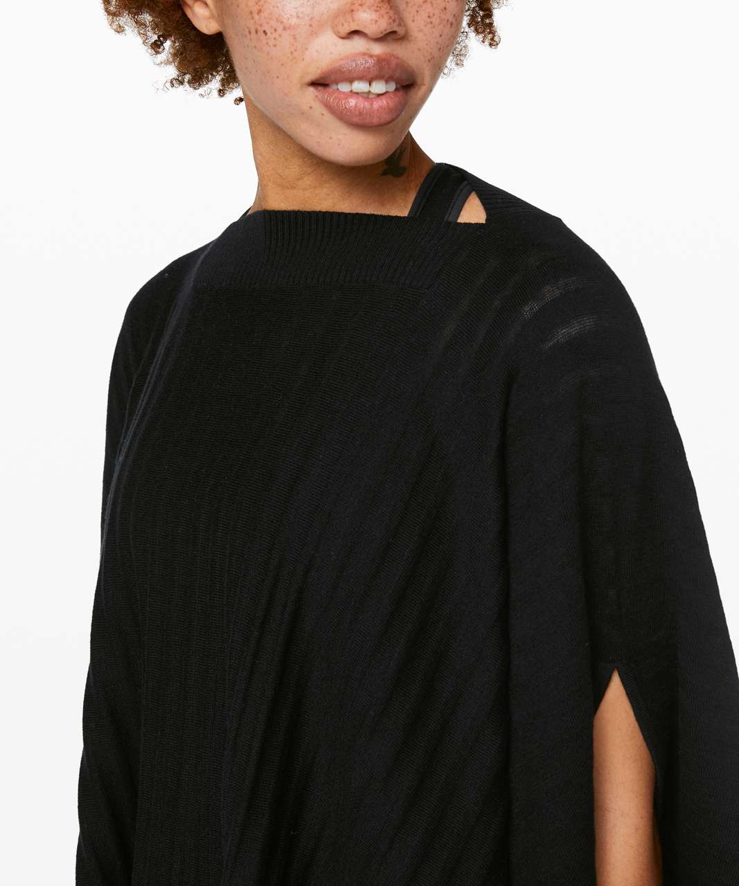 Lululemon Forward Flow Poncho - Black (First Release)