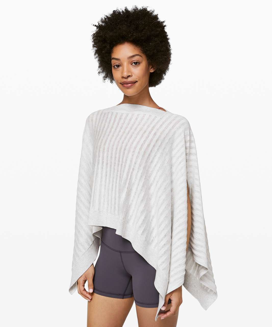 Lululemon Forward Flow Poncho - Heathered Core Ultra Light Grey (First Release)