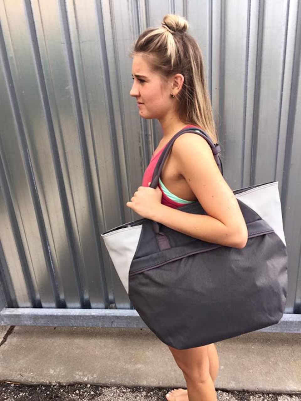 Lululemon Everything Bag - Soot Light / Seal Grey