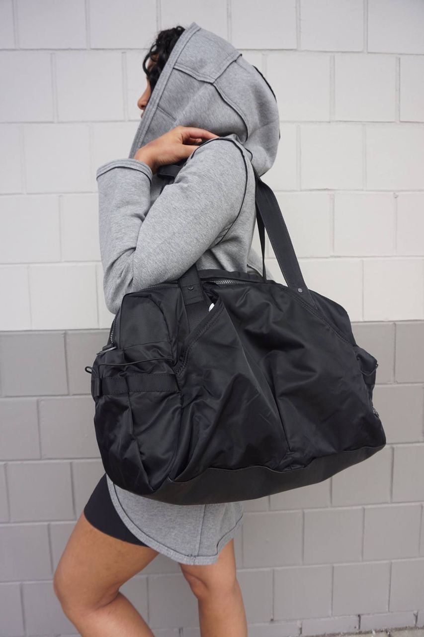 Lululemon Extra Mile Duffel - Black