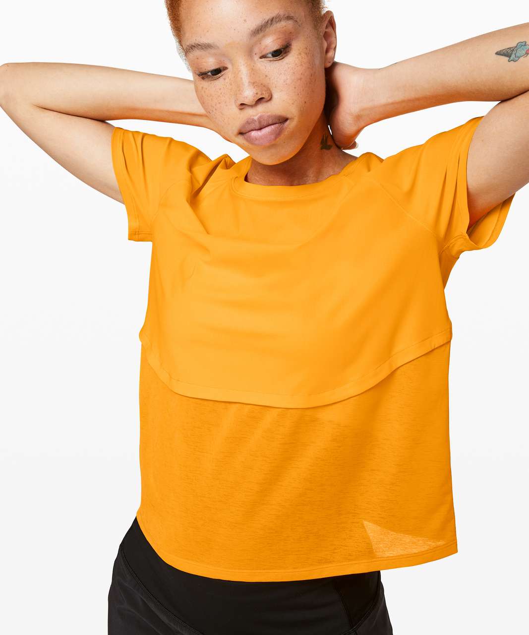 Lululemon Chasing Miles Short Sleeve - Amber Aura