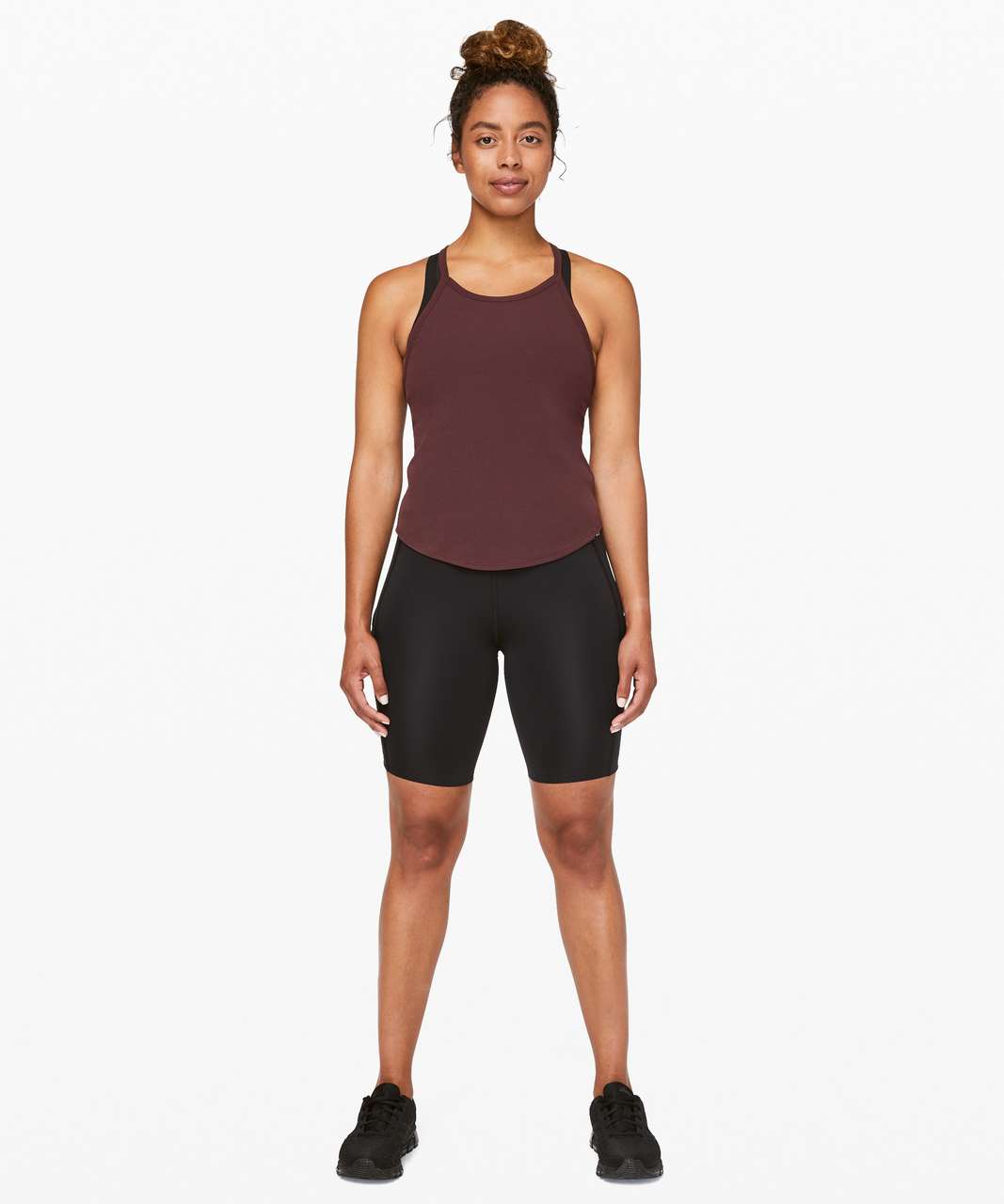 Align tanks size 0 vs 2 vs 4 for u/leagueandkittens : r/lululemon